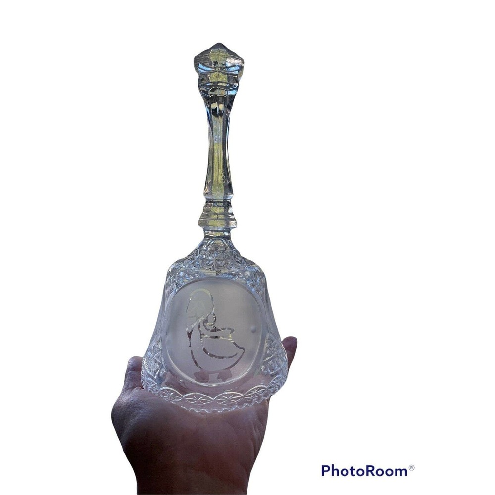 *VINTAGE Crystal Glass 8" Dinner Bell Goose Sawtooth Edge - Picture 7 of 7